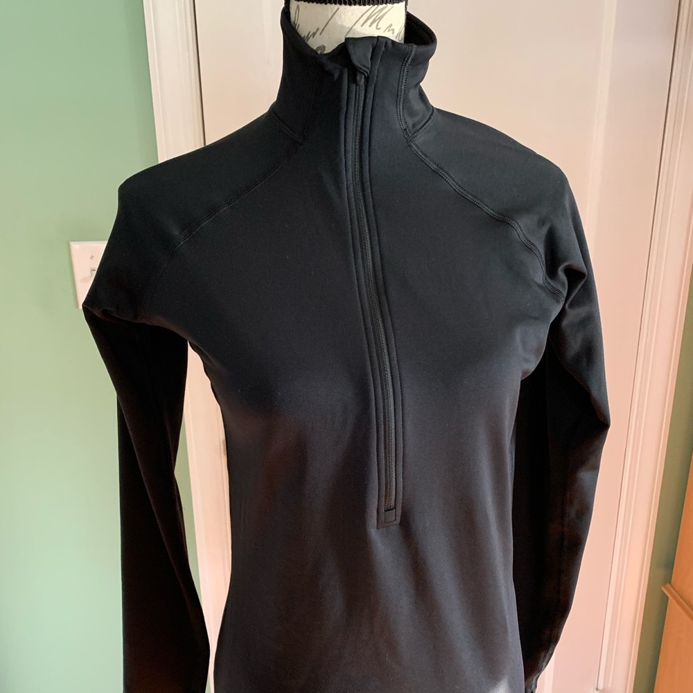 NIKE Pro Women Pullover